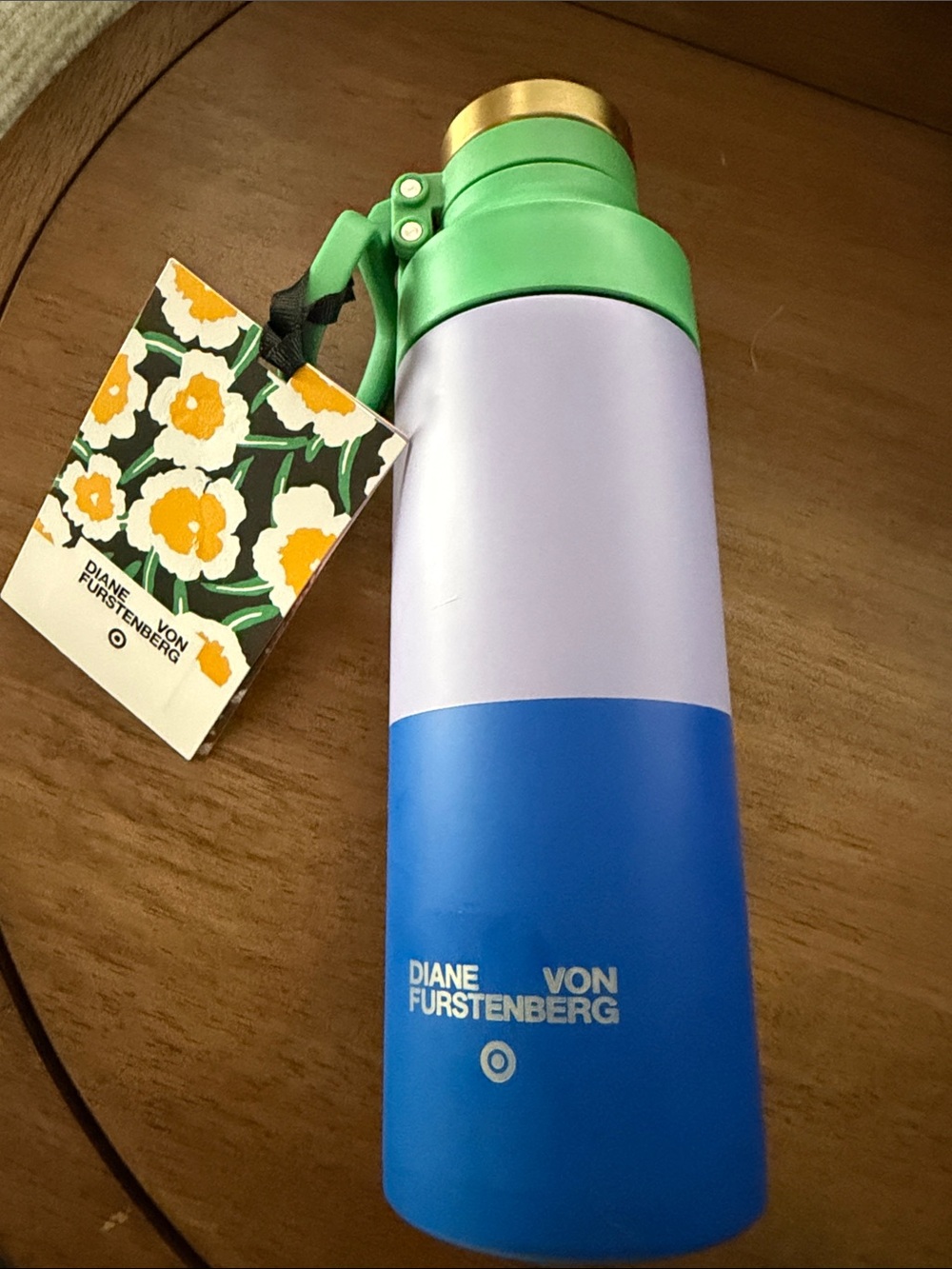Diane Von Furstenberg water bottle- nwt